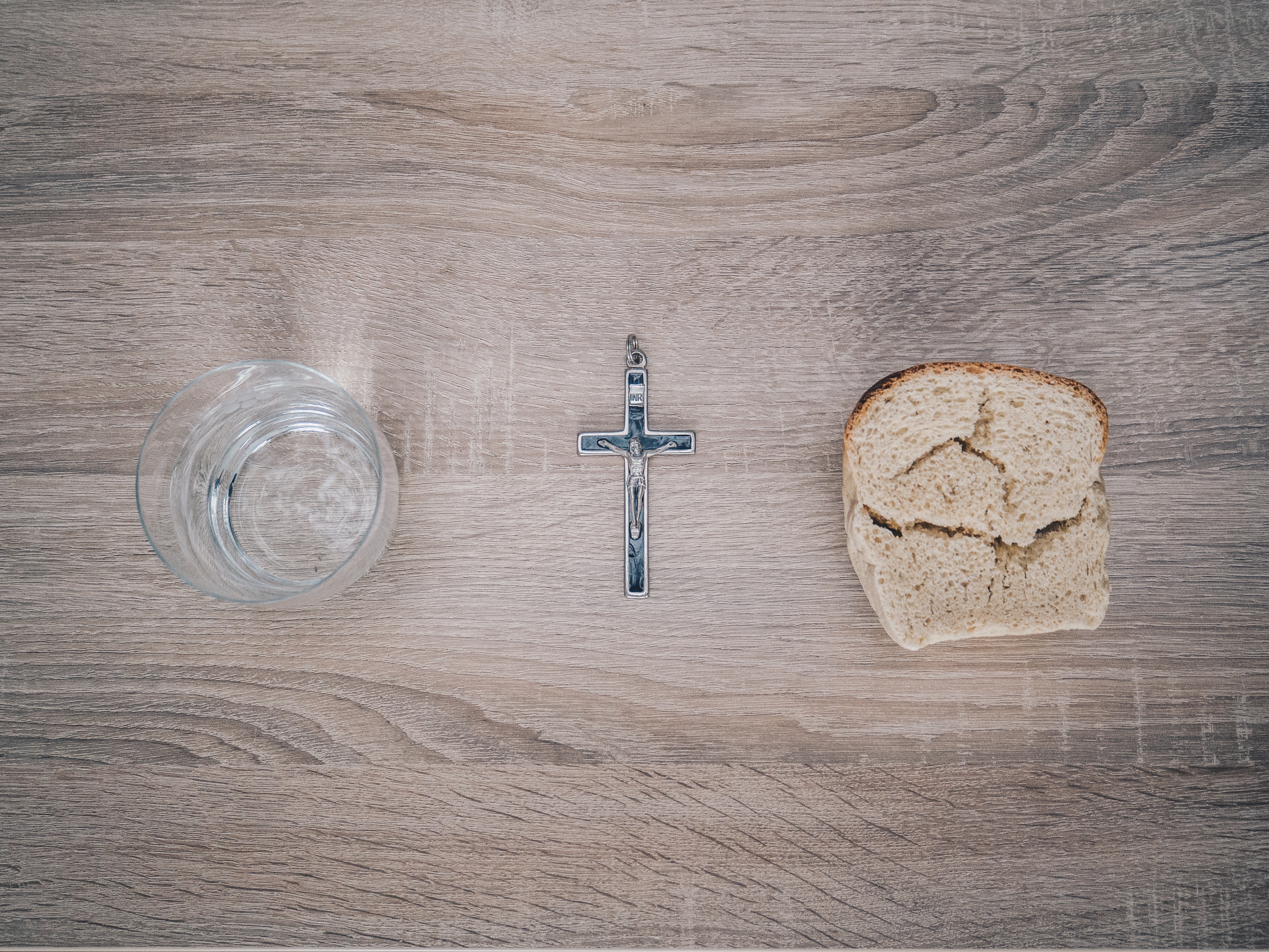 kamil-szumotalski-611377-unsplash.jpg