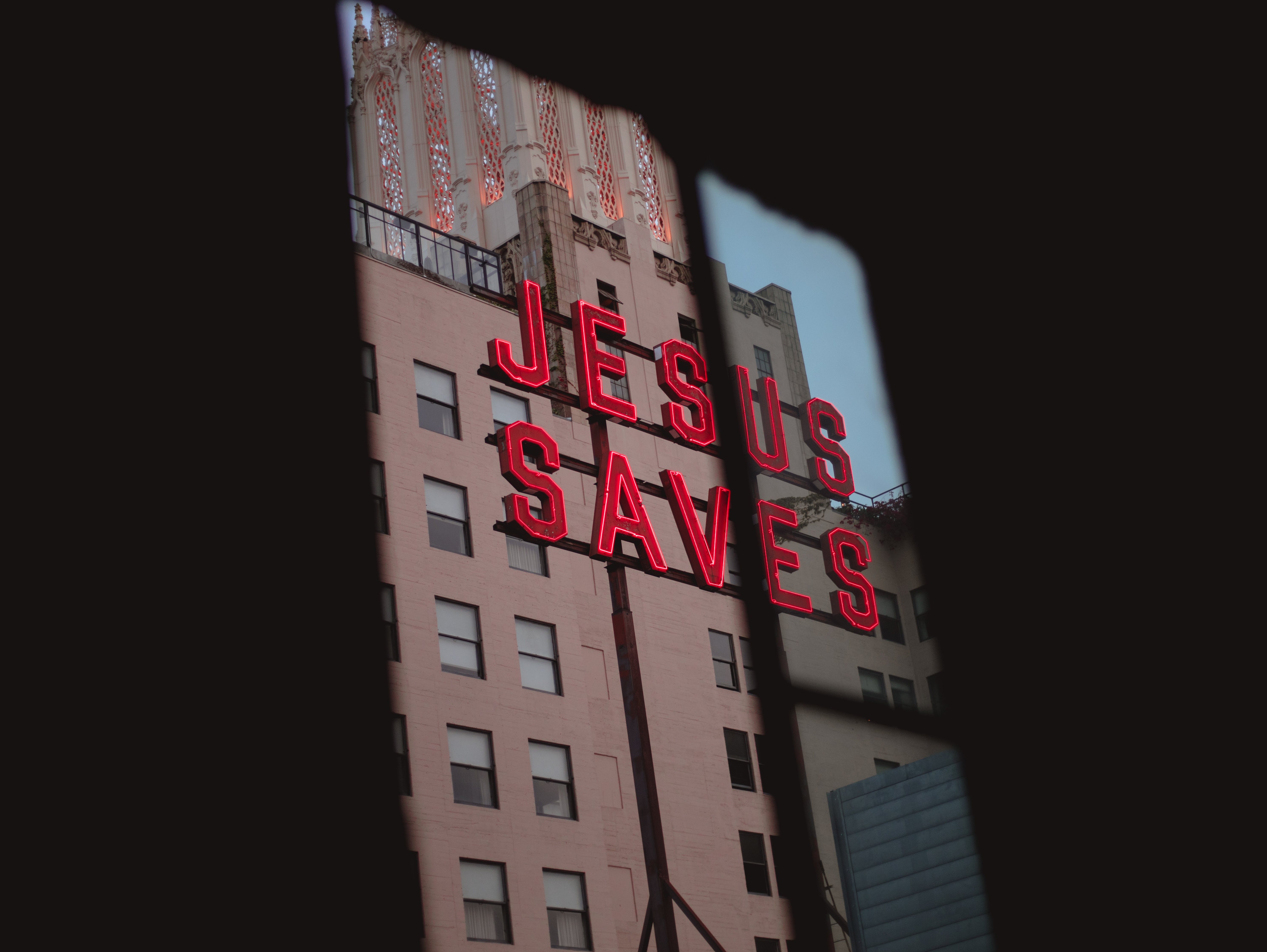 jason-betz-274375-unsplash